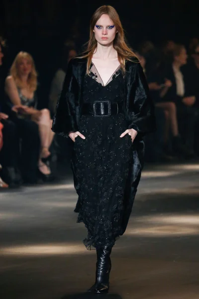 Look 39